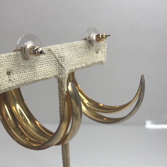 Vintage Goldtone Double Goldtone Long Hoop earring - Picture 6 of 7